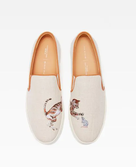 Catch Me If You Can Unisex Embroidered Linen Slip-Ons