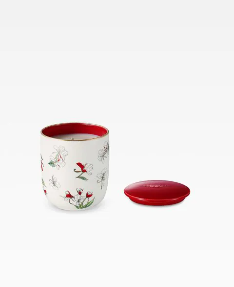 Ginger Flower Scented Candle 220G With Red Lid